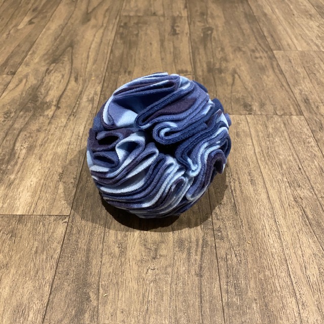 Snuffle Ball Small 15cm - Blue Camo